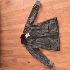 Women's size 6 Barbour Beadnell Polarquilt.